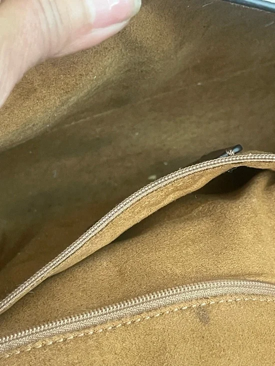 Coach Georgie Cream Pebbled Leather Crossbody with Gold Hardware - Picture 6 of 8